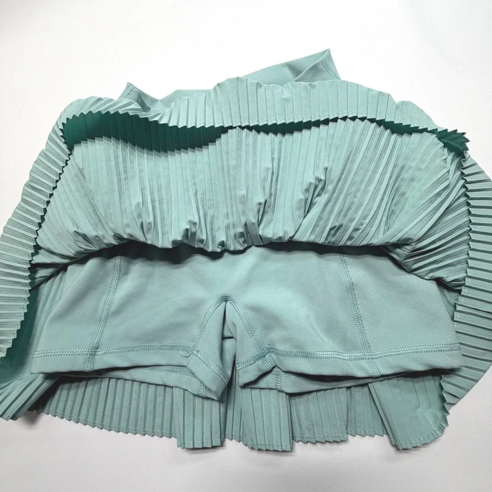 Yogalicious LightStream Pleated Tennis Skort Mint Green XS‎